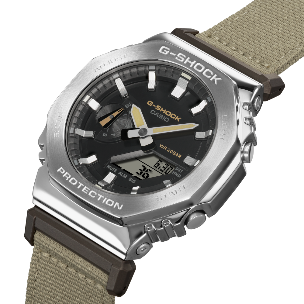 Casio G-Shock GM-2100 Serie Metal Covered Analog-Digital Edelstahl Herrenuhr