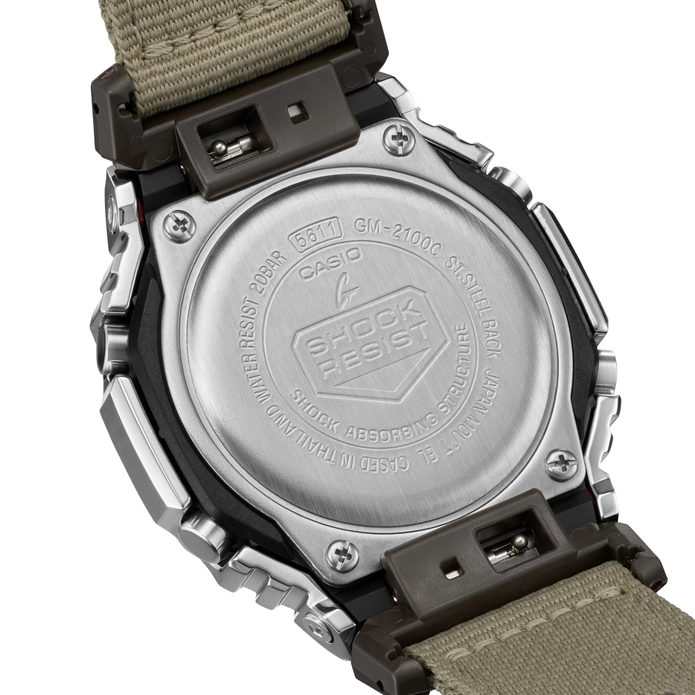 Casio G-Shock GM-2100 Serie Metal Covered Analog-Digital Edelstahl Herrenuhr