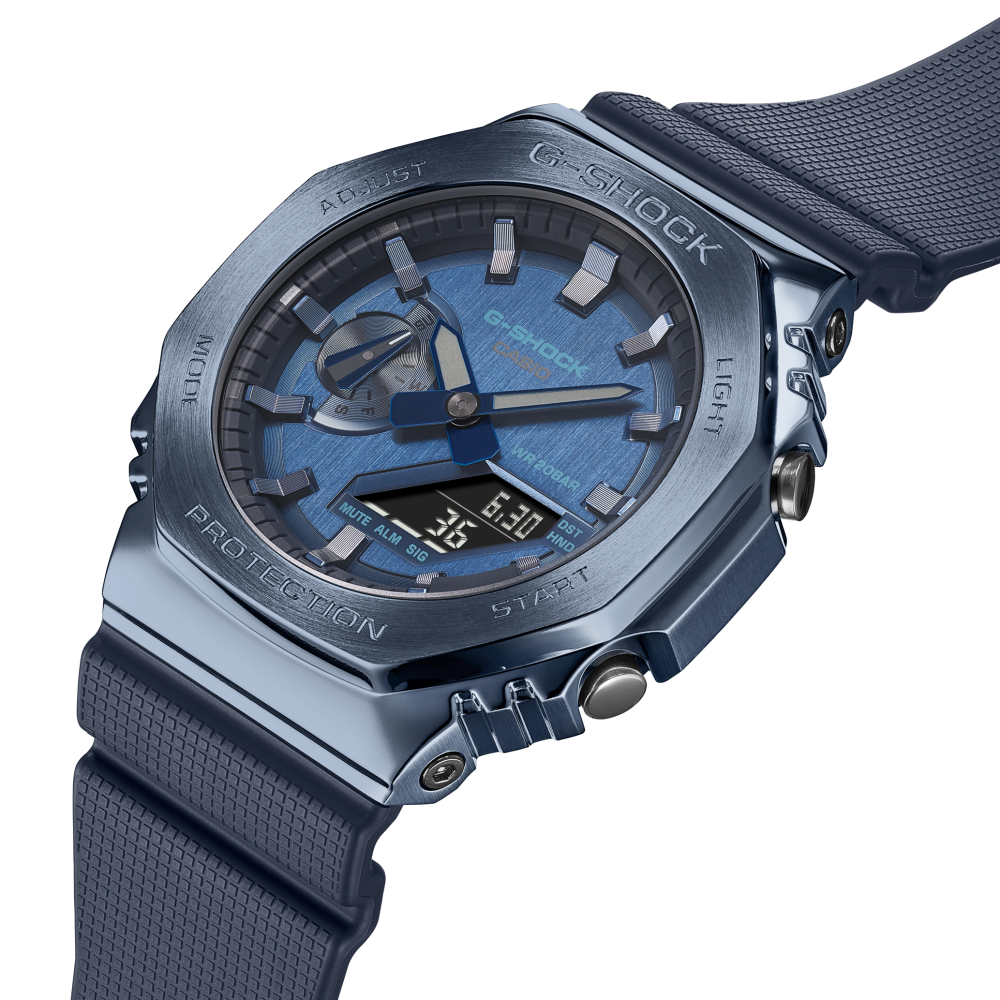 Casio G-Shock GM-2100 Serie Metal Covered Analog-Digital Edelstahl Herrenuhr
