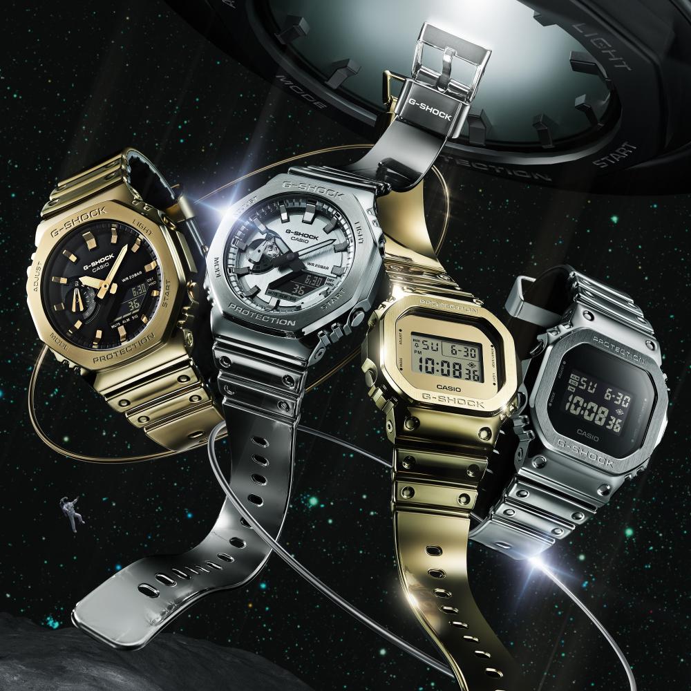 Casio G-Shock GM-2100 Serie Metal Covered Analog-Digital Edelstahl Herrenuhr