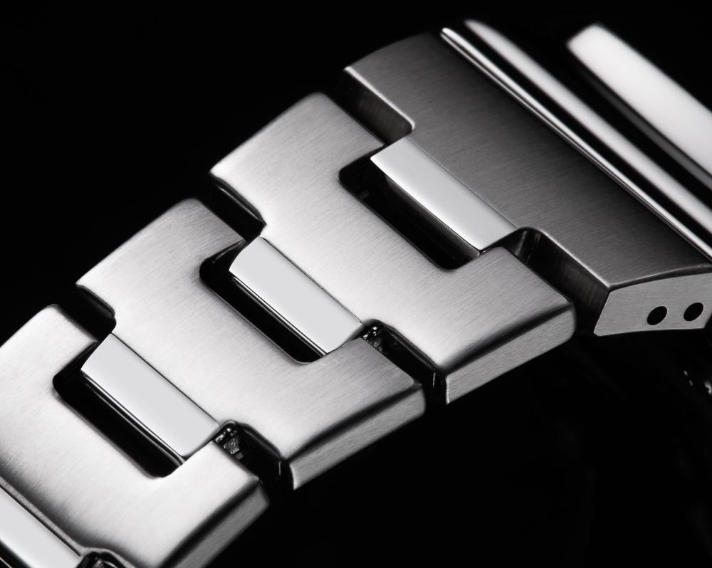 Casio G-Shock GM-2110D Metal Covered Analog-Digital Herrenuhr