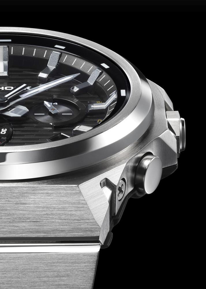 Casio G-Shock Serie GST-B1000D Solar Bluetooth Edelstahl Analog Herrenuhr Carbon Core